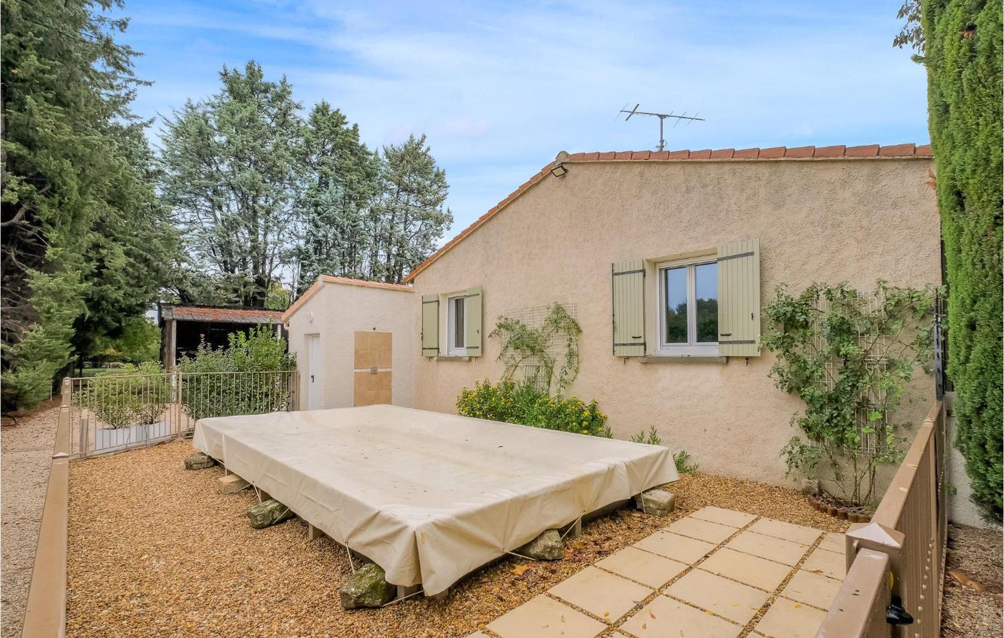 Beautiful Home In Saint-Rémy-de-Provence Buitenkant foto